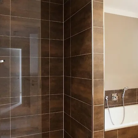 Strandhäuser - Meeresrauschen Ferienhaus Sellin (Rugen)