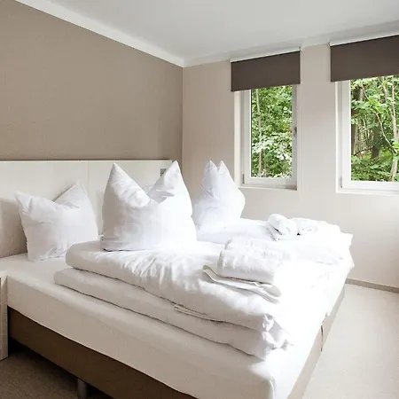 Strandhäuser - Meeresrauschen Sellin (Rugen)